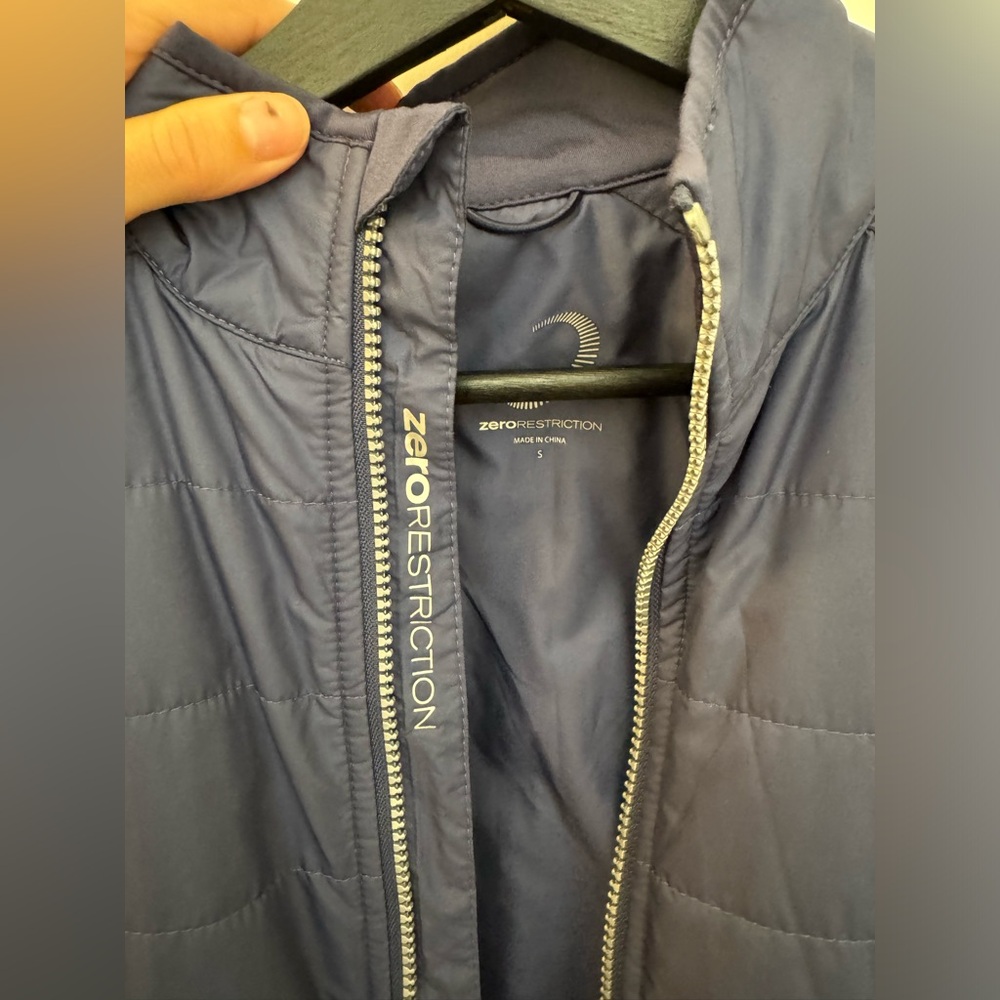 Zero Restriction Vest - image 4